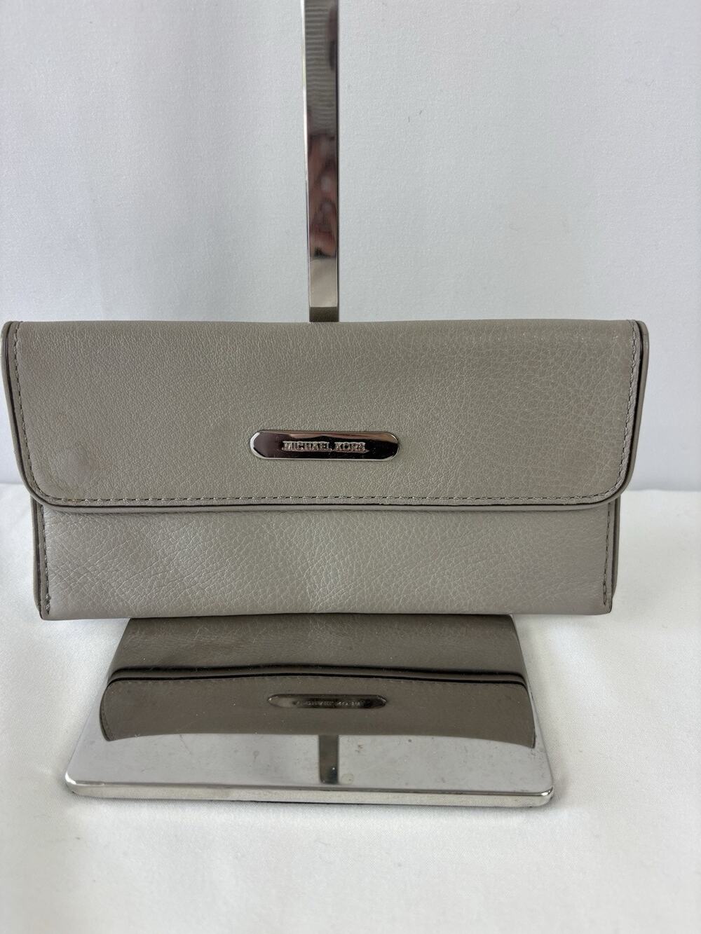 Michael Kors Light Grey Leather Wallet Envelope Clutch Snap Close Zipper Pocket